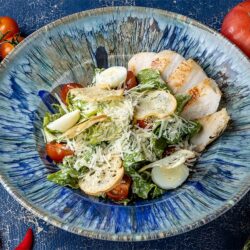 Цезарь куриной грудкой 200 г
